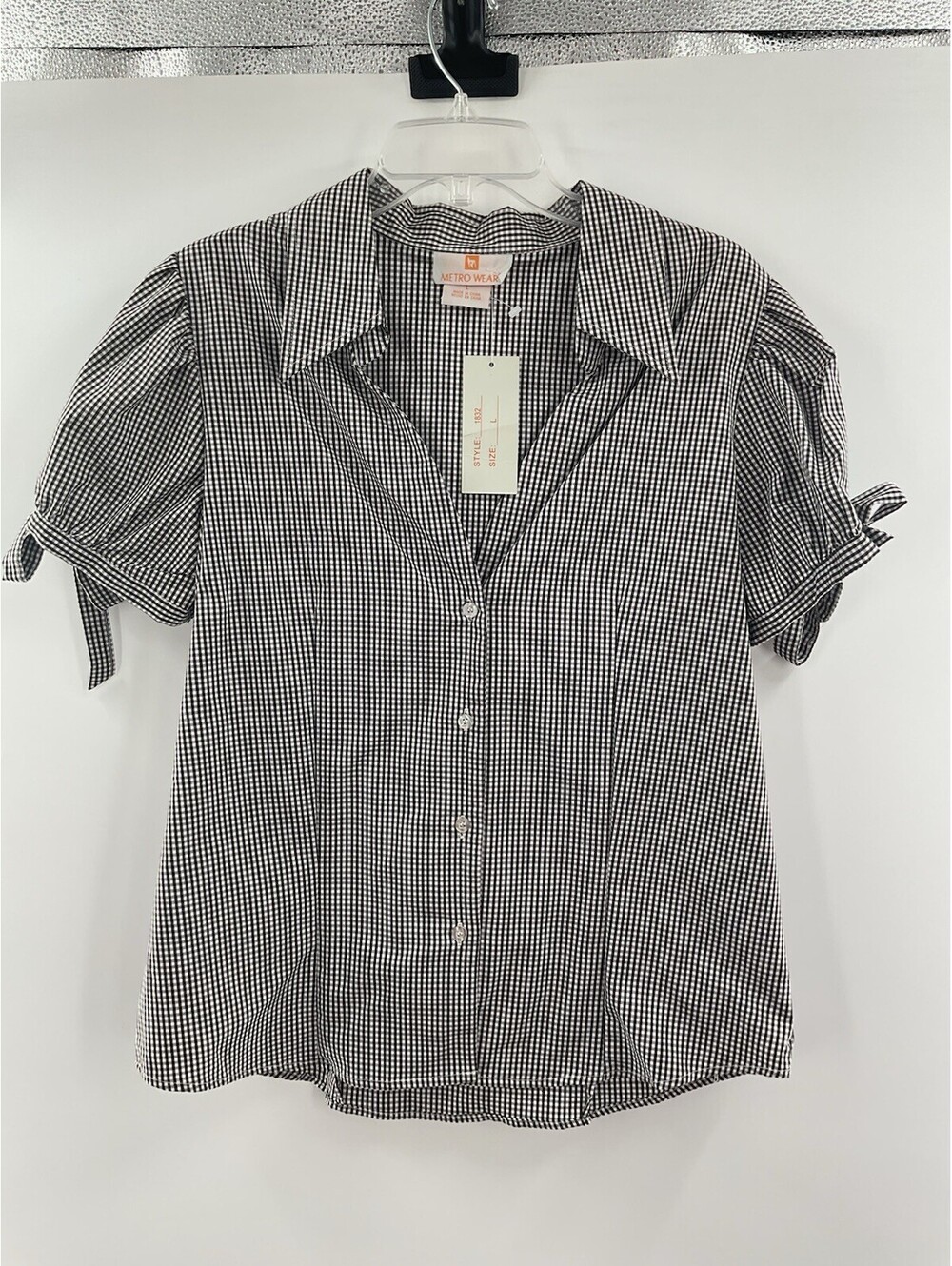 Metro Wear women’s size large checkered blouse Style 1832 NWT 091